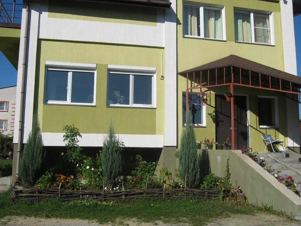Hostel Geo Gomel Bagian luar foto