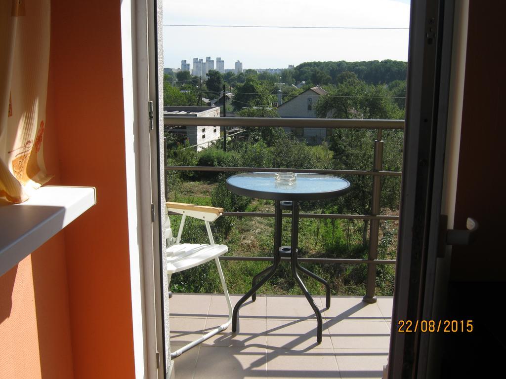 Hostel Geo Gomel Bagian luar foto