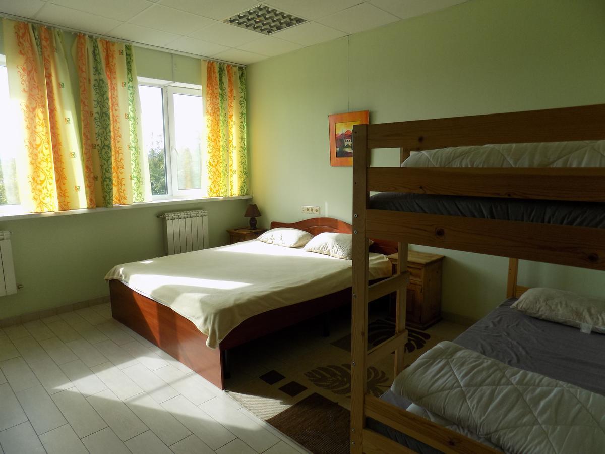 Hostel Geo Gomel Bagian luar foto